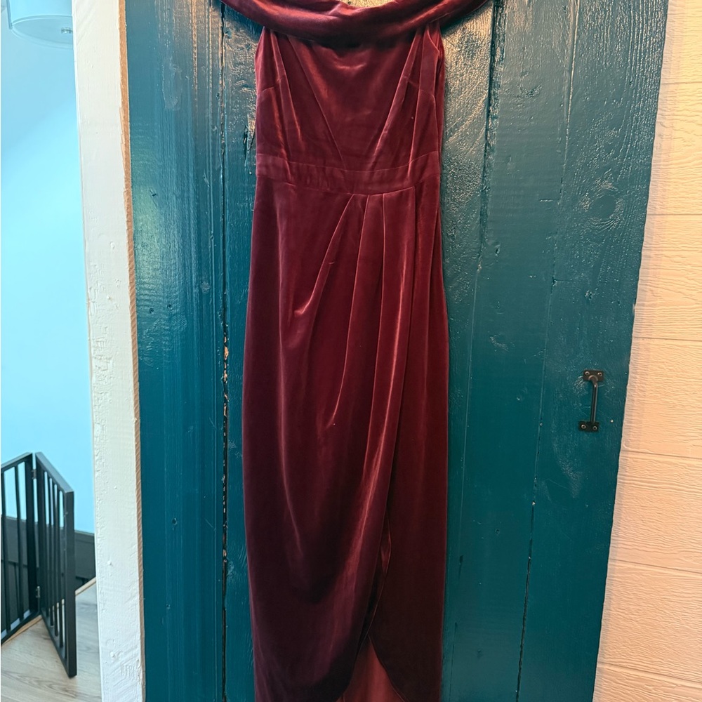 Lulu's Strapless Burgundy Velvet Dress